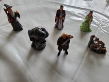 6 figurek jajka niespodzianki