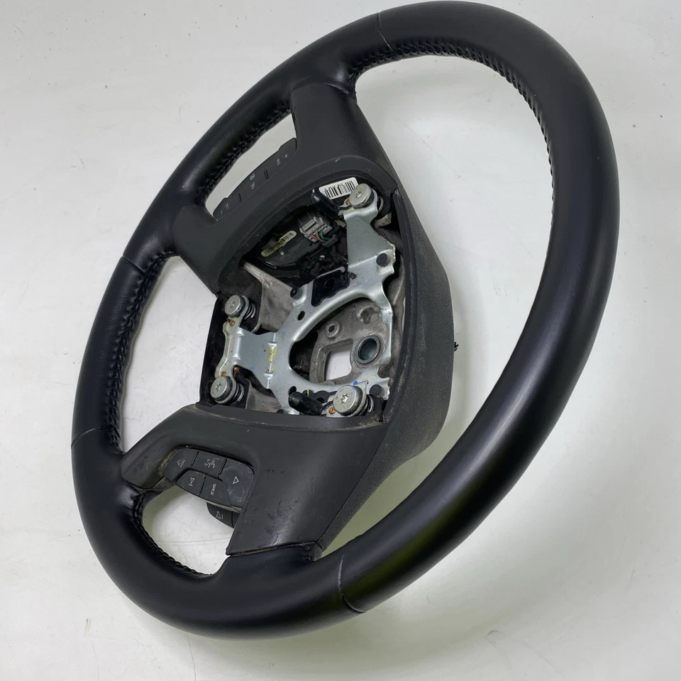 Chevrolet GMC Tahoe Yukon silverado Steering Wheel Black Ebony leather 07-14 oem - Image 2 of 4