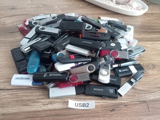 102 Stück USB Stick Konvolut bis 128GB von Privat