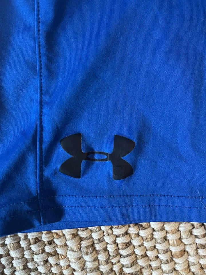 • Under Armour Blue Heatgear Shorts • YLG/JG/G - Image 4 of 4