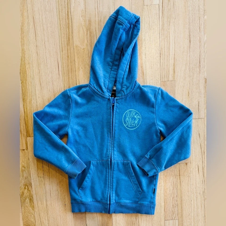 Sudadera con capucha y cremallera completa azul Quiksilver para niños, sudadera, logotipo verde, joven pequeña / 10. Foto 2 de 4