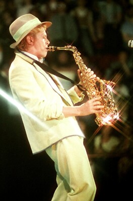 DAVID BOWIE in concert, 'Serious Moonlight' tour 1983, Wembley! 120 Rare PHOTOS!
