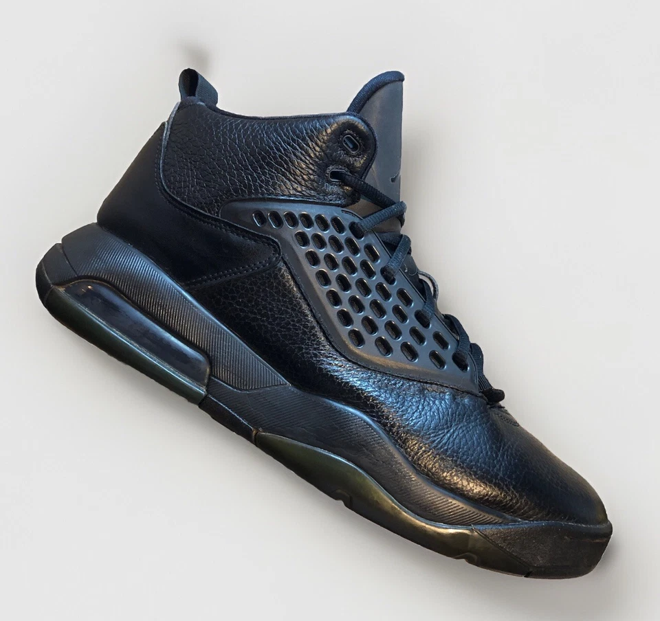 Nike Jordan Maxin 200 Black Anthracite Basketball Sneakers CD6107-010 Mens Sz 12 - Image 3 of 4