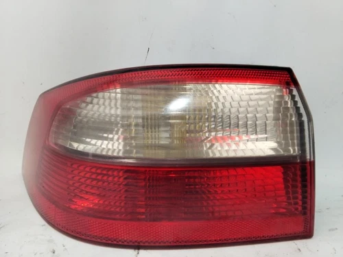 8200002473 Piloto Trasero Izquierdo para RENAULT LAGUNA II (BG0) 2001 1734845 - Imagen 1 de 10