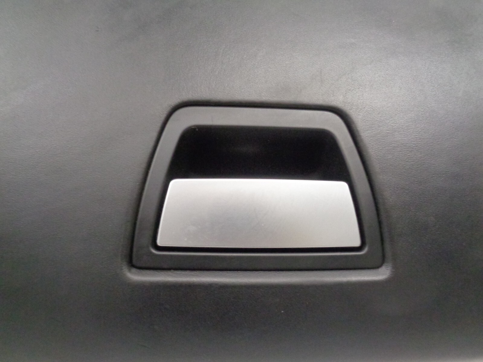 2014-2017 Maserati Ghibli Dashboard Glove Box Storage Compartment OEM AK2308295