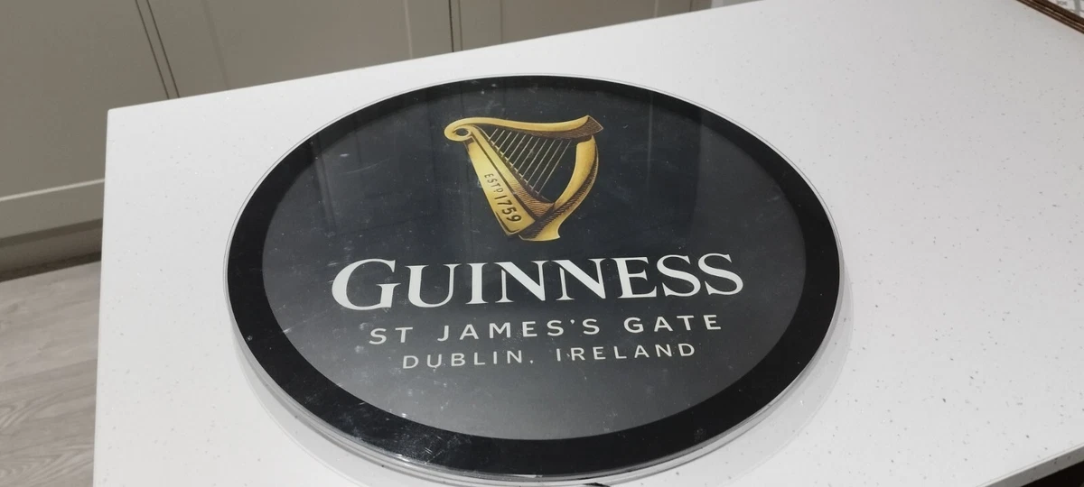 Guinness Light Up Led Sign Good Condition Collectable For Home Bar