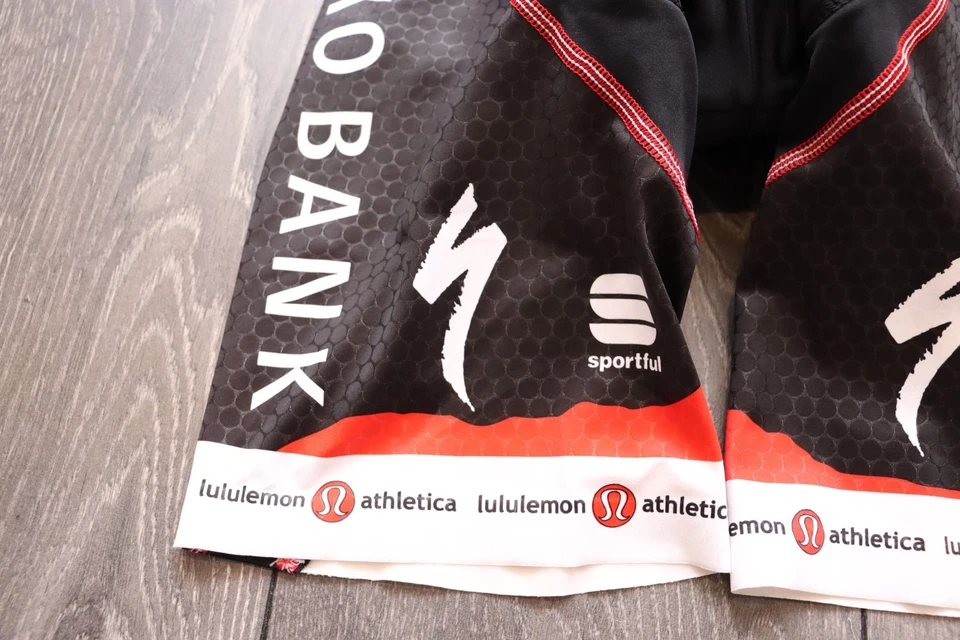 SAXO BANK SPORTFUL MENS BIKE CYCLING BIB SHORTS SIZE MENS LARGE SAXOBANK TEAM - Image 3 of 4