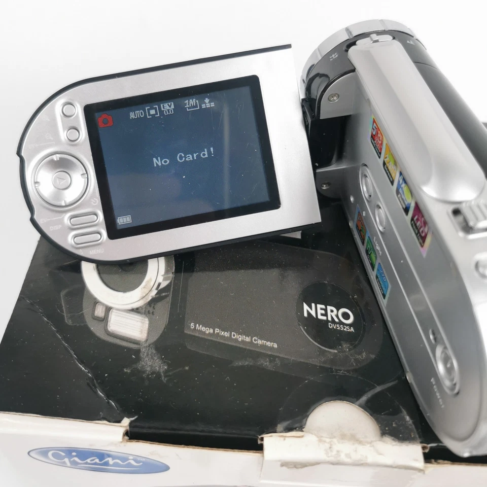Giani Nero DV5525A Digital Video Camera 5MP Boxed Untested Retro Handheld - Image 2 of 4