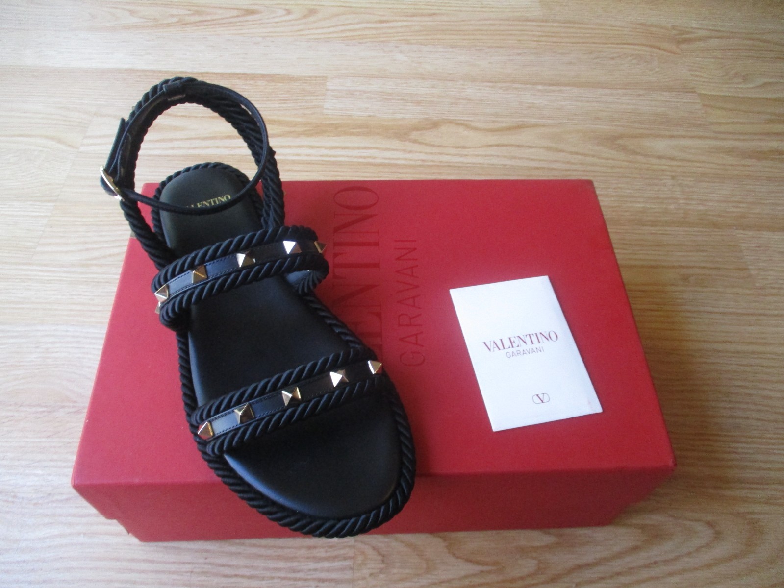 $850 Valentino Garavani Rockstud Leather Torchon Rope Trim Sandals 37 US 7 NIB thumbnail 6