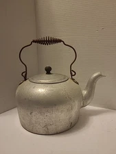 Vintage WEAR-EVER Kettle Rusted Coiled Wire Handle w Lid - TACU CO Aluminum 
