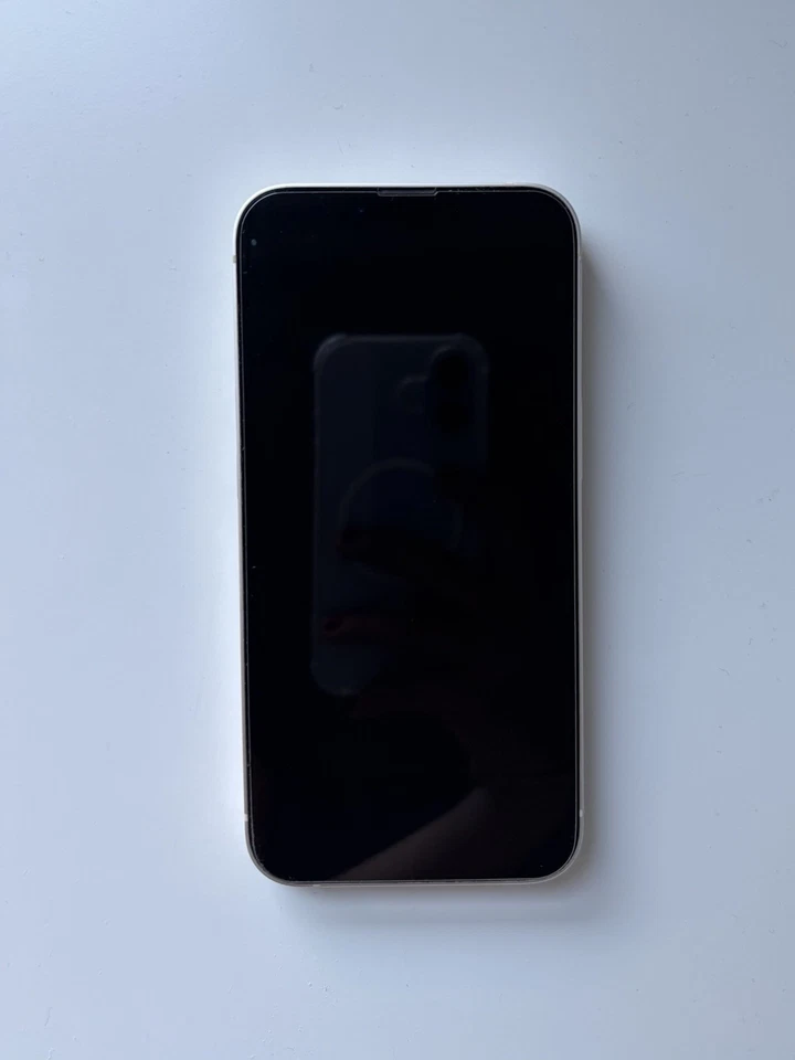 Apple iPhone 13 · 128GB, foto 2 de 2