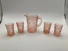 Vintage Summit Miniature Pitcher And Tumblers Pink Glass Peacock Bird 5 Pc Set