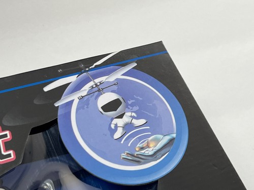 BRAHA i-Fly Robot Flying Helicopter White/Blue New - Picture 3 of 6