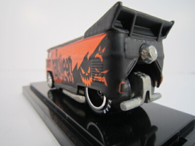 hotwheels DRAG BUS HALLOWEEN レア‼️ HOT WHEELS 2010 DREAM HALLOWEEN VOLKSWAGEN DRAG BUS PROTOTYPE
