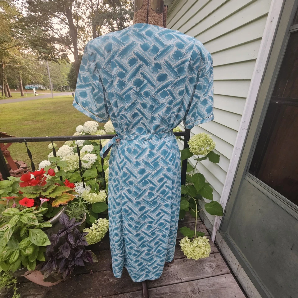 Vestido de día vintage años 40 XL azul sedoso y casa blanca 47B 38W talla grande Foto 3 de 4