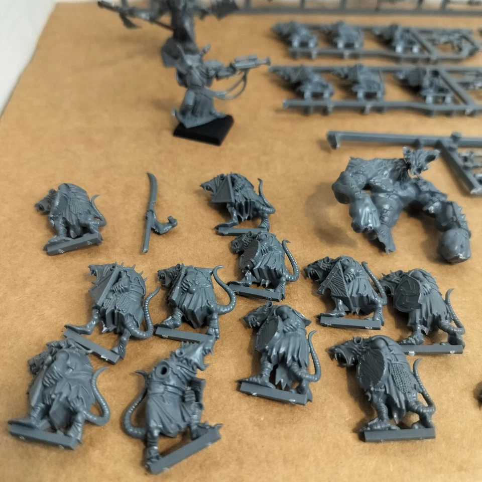 Lote Warhammer Skaven Old World Isle Of Blood Foto 2 de 4