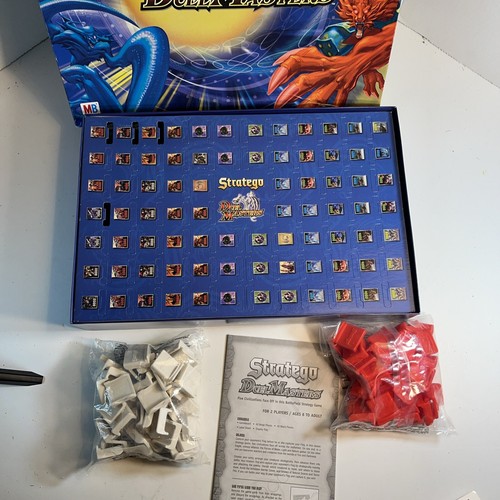 Stratego Duel Masters Board Game Milton Bradley Hasbro *COMPLETE* Rare HTF - Picture 2 of 5