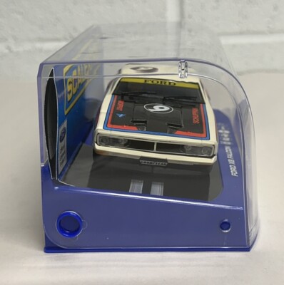 Scalextric Ford XB Falcon Moffat Ford Dealers 1:32 Slot Car C3303