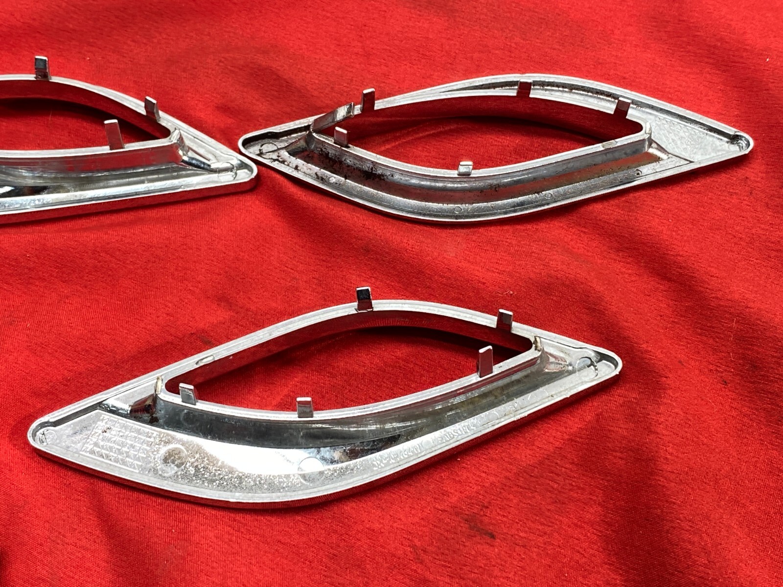 14-20 Maserati Quattroporte Front Right Passenger Fender Grill Trim Set OEM✅