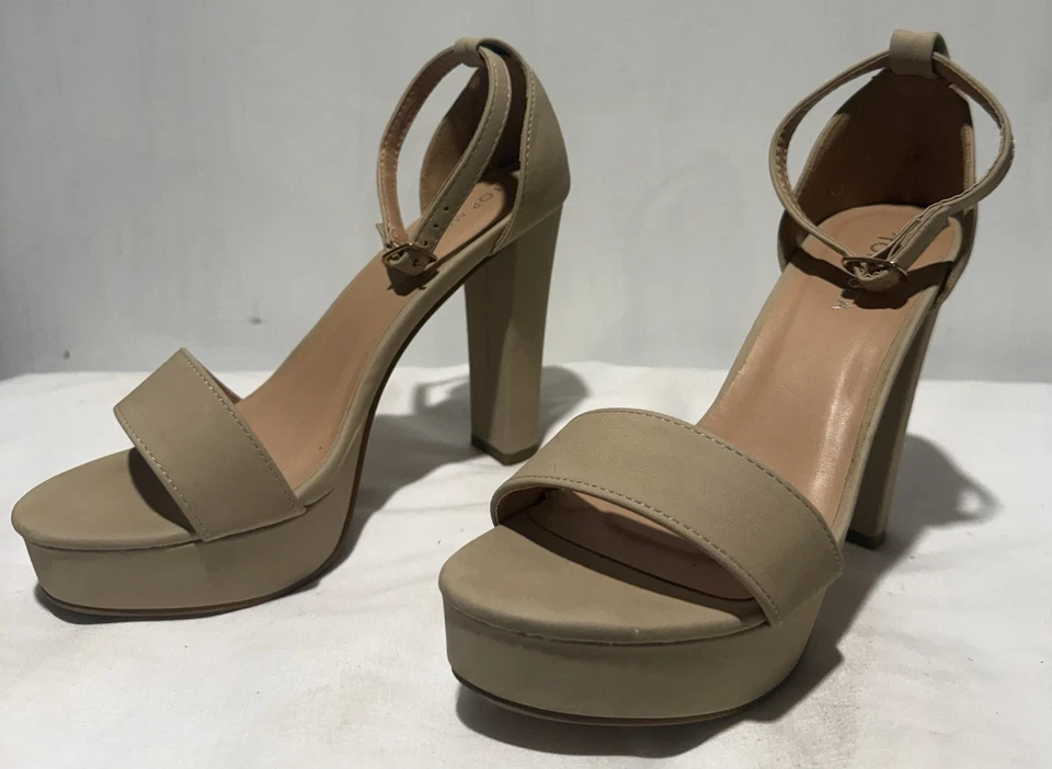 Top Moda Tacones Beige Talla 8 Foto 2 de 4