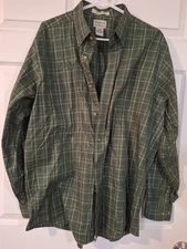 L.L.BEAN GREEN PLAID BUTTON UP SHIRT SIZE LARGE