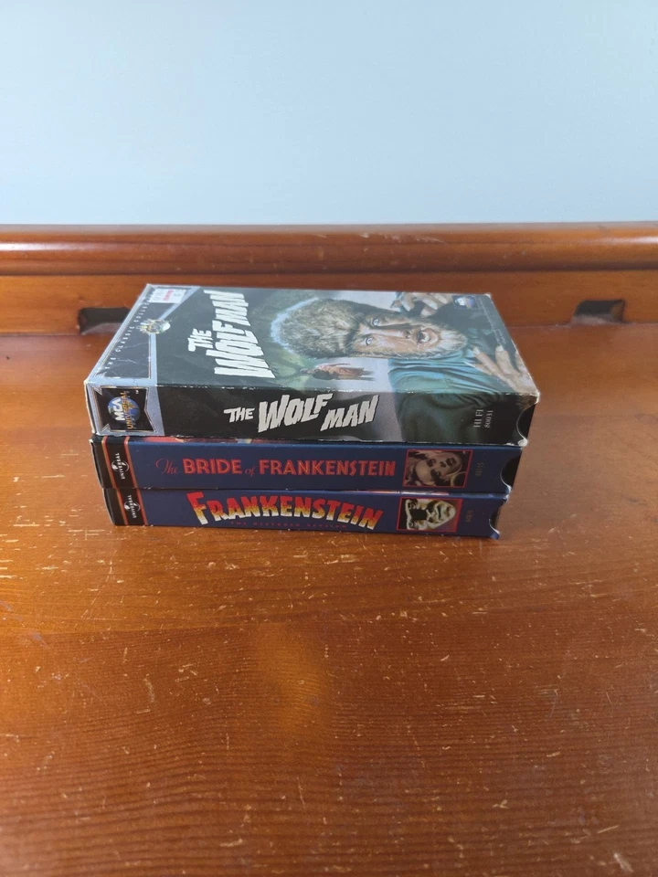 Classic Universal Monsters VHS Lot of 3  Wolf Man, Frankenstein, Bride Of Frank Foto 4 de 4