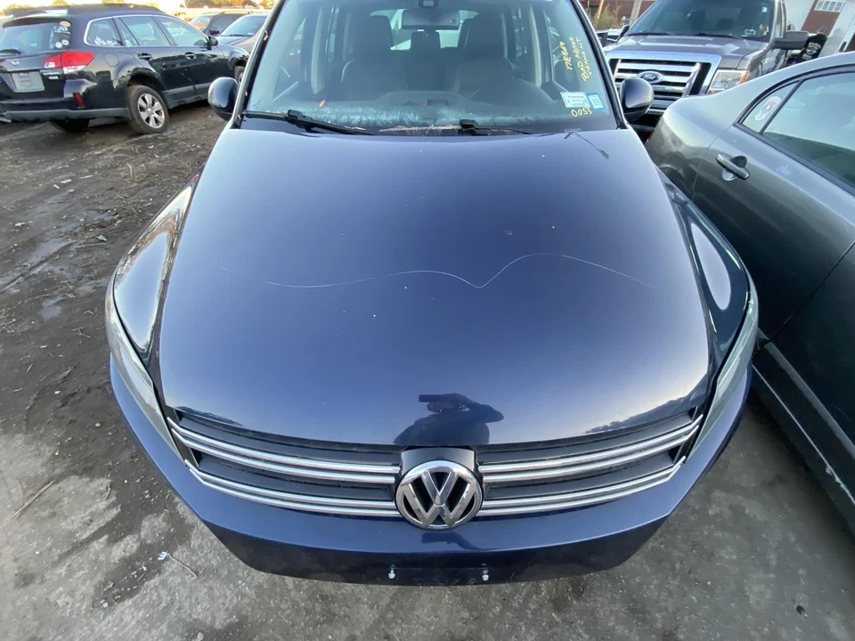 Used Hood fits: 2016 Volkswagen Tiguan  Grade C — 第 2/4 张图片