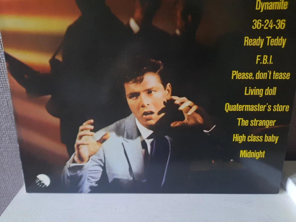 Rare 1970 Cliff Richard And The Shadows Stars Of Rock 'n 'Roll Holland 1st Press - Image 2 of 4