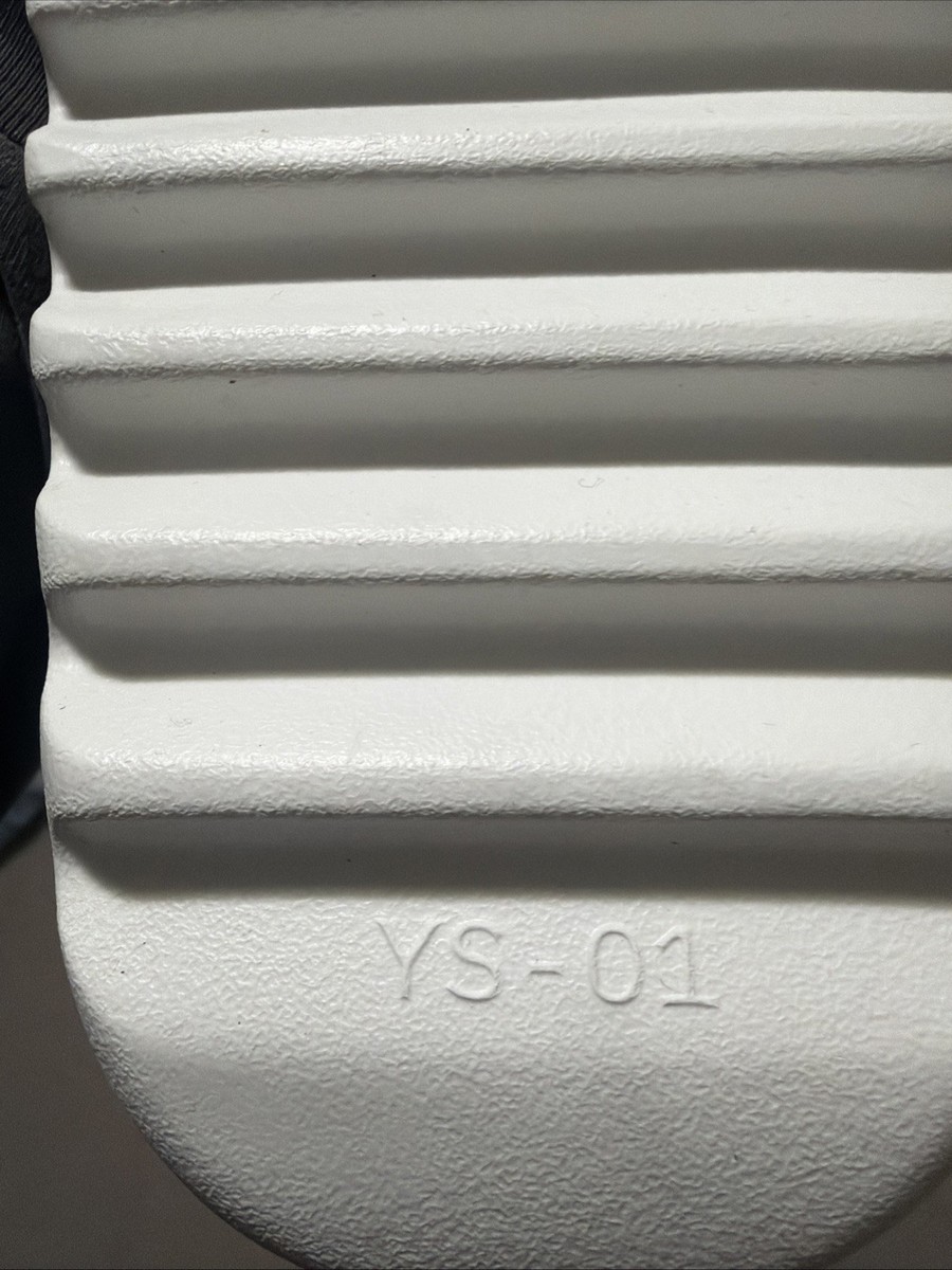 セット売YEEZY 廃盤商品 WB-01 SH-01 whiteセットアップ Yeezy Slide YS-01 White Men's Sz 9 100% Authentic With Drawstring