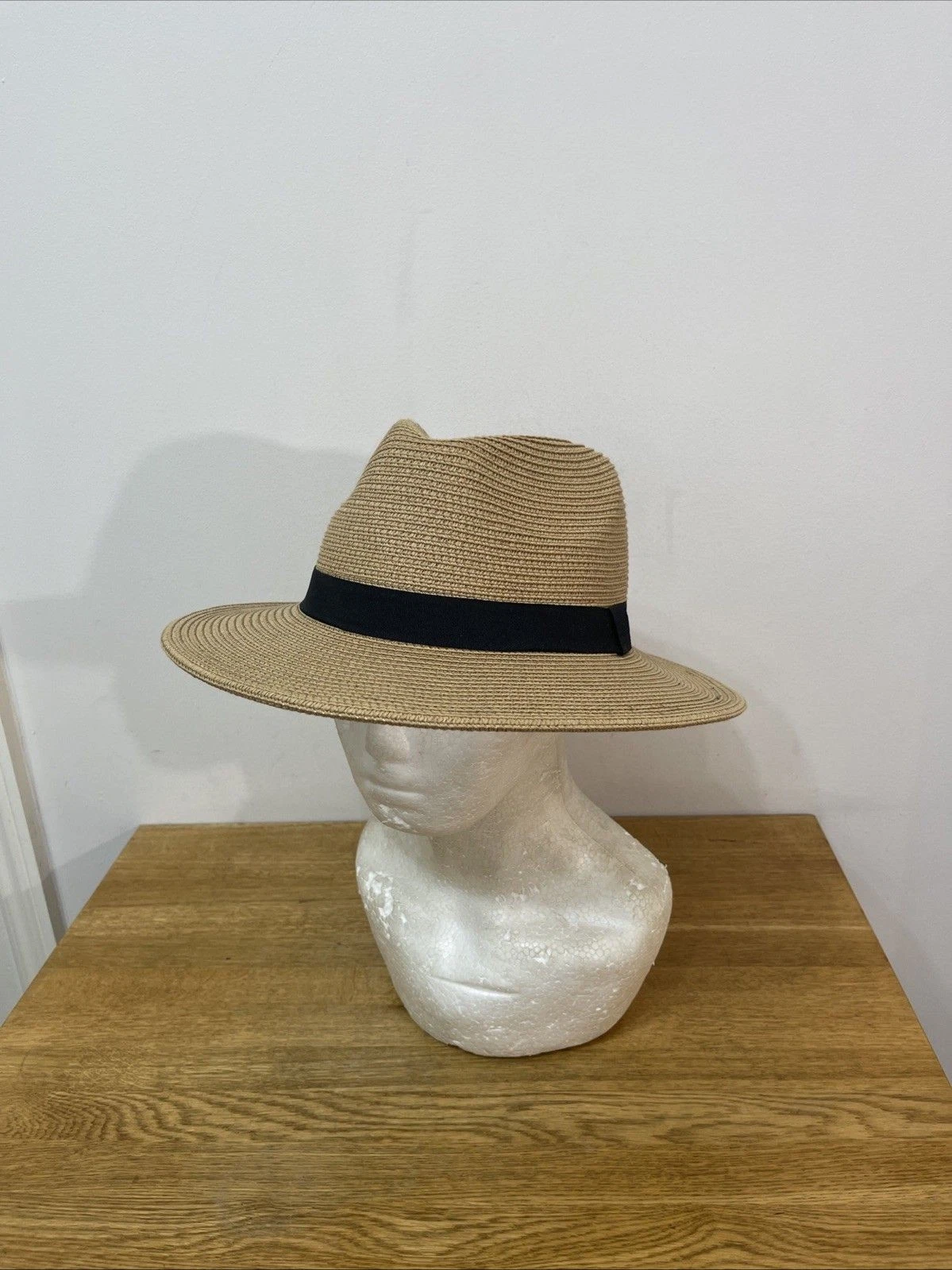 Solar Escape Unisex Fedora Sun Hat UV Carlsbad UPF 50+ One Size Adjustable NWT
Opens in a new window