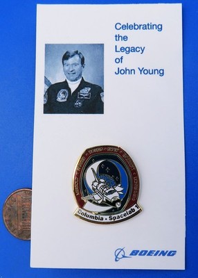 NASA PIN vtg Space Shuttle COLUMBIA STS-9 Spacelab 1 BOEING John YOUNG Astronaut