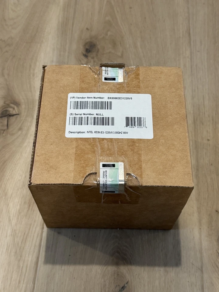 INTEL XEON E3-1220 V5 SR2CQ 3.0GHZ+ 8MB L3 4-CORE LGA1151 WITH FAN - Image 3 of 3