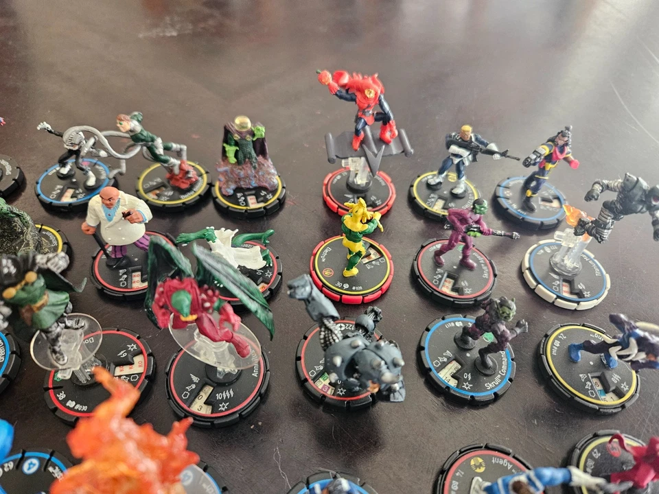 Lot Heroscape Custom Marvel DC Figures -VGC- 41 Cards 70 Figures Heroclix - Image 3 of 4