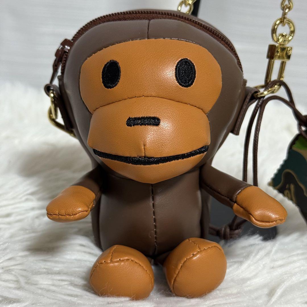 A BATHING APE BABY MILO MINI SHOULDER BAG PLUSH DOLL
