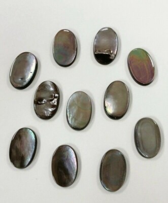 1 GENUINE BLACK LIP TAHITIAN SHELL 19x12mm. OVAL OYSTER SHELL CABOCHON E572