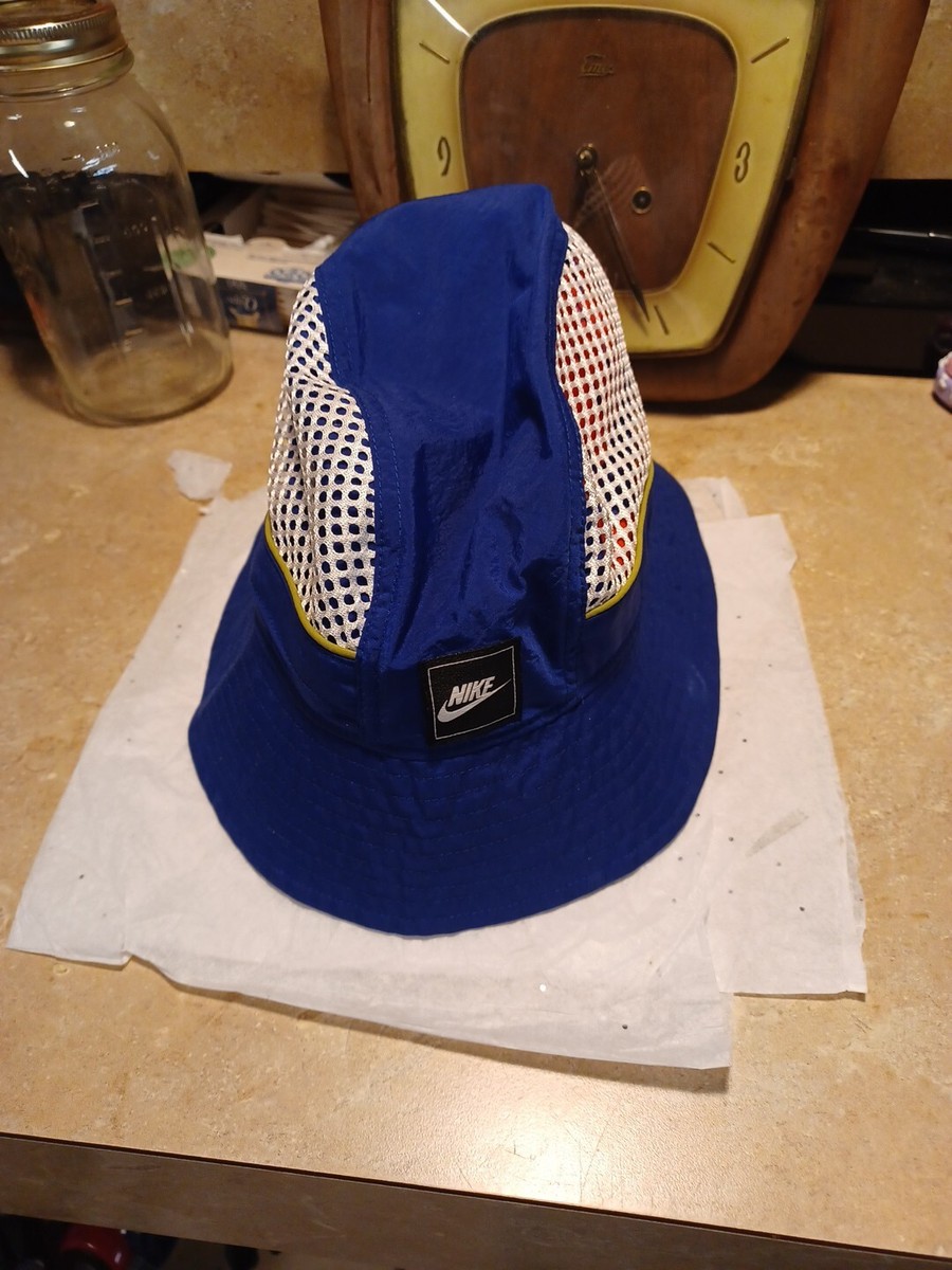 nike mesh bucket hat