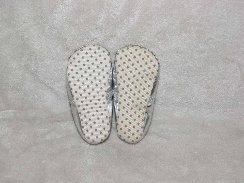 Bling Blinged Out Cristales Swarovski Zapatos de Bebé Plateados 2 3-6 Infant Niña Brillante Foto 3 de 4