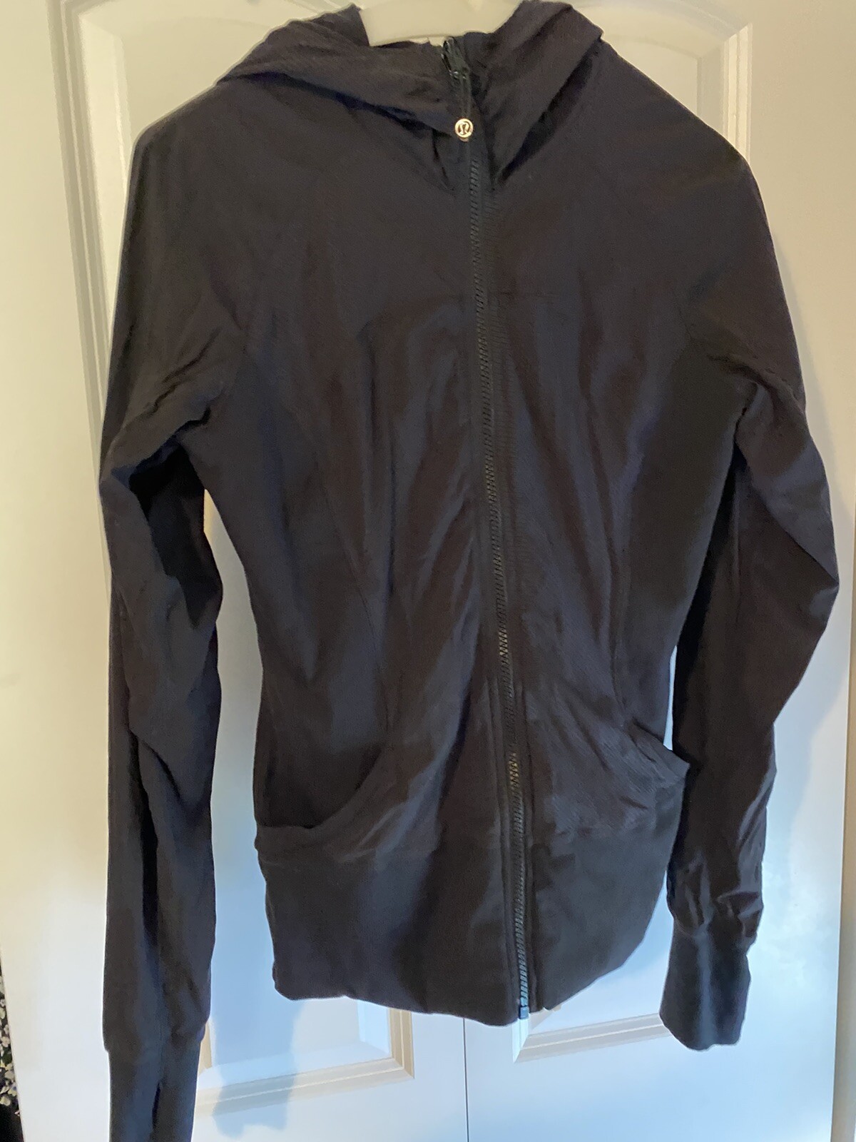 lululemon jacket light weight - image 2