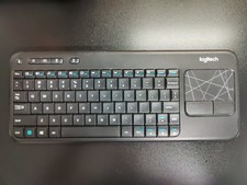 Logitech K400r Wireless Keyboard  Touchpad   Black   w/ USB Unifying Receiver