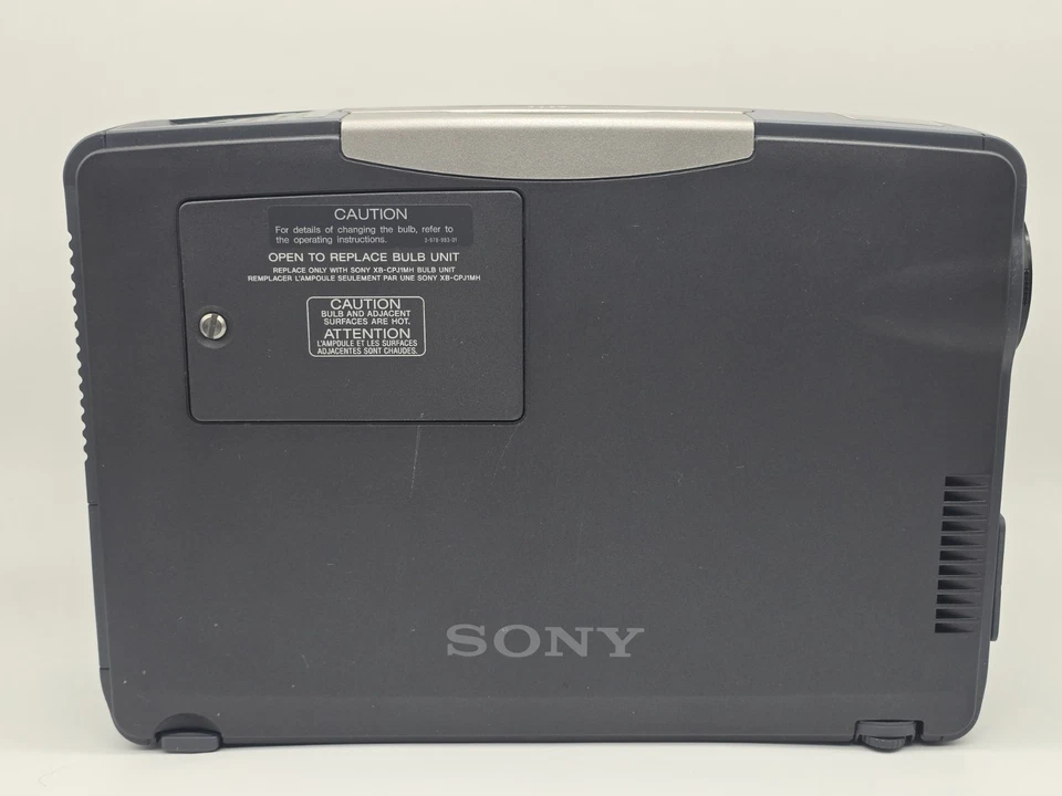 Sony LCD CPJ-D500 Projector with Carrying Case Tested and Working Great! - Image 4 of 4