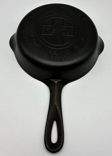 Griswold #4 block emblem cast iron skillet