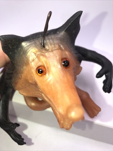 Vintage Russ Berrie 3.5” WUVER Oily Jiggler Wolf Character - Free Shipping - Picture 6 of 9