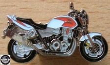 Pin Anstecker Honda CB 1300 / CB1300 Super Four weiß/rot Motorrad Moto Art. 0890