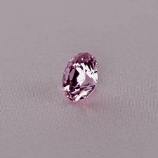 Lab sapphire pink / peach 1.34ct cal. 7x5mm "Supernova" oval cut. Europe/US.