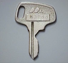 Honda Motorcycle OEM Factory Pre-Cut Key Single Groove H9036-H9960