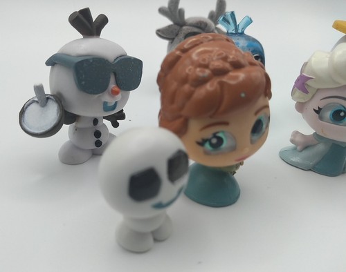 Disney Doorables Frozen Elsa Anna Olaf Sven Snowgies - Picture 2 of 3