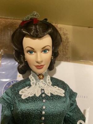 Franklin Mint GWTW Scarlett Christmas Dinner 16