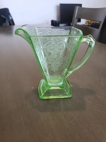 Vintage Indiana Glass Tea Room Green Floral Pattern Creamer Depression Glass