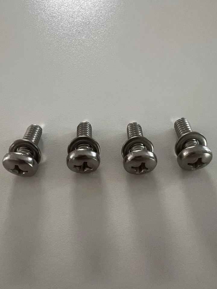 KIT VITI CROCE PER CARENA ANTERIORE + KIT VITI CROCE SOTTO PEDANA X BOOSTER MBK - Immagine 4 di 4