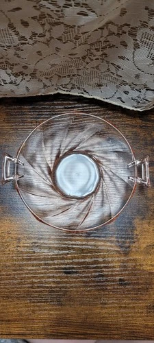 Vintage Heisey Pink Flamingo Depression Glass Bowl  7 Inch Handle To Handle